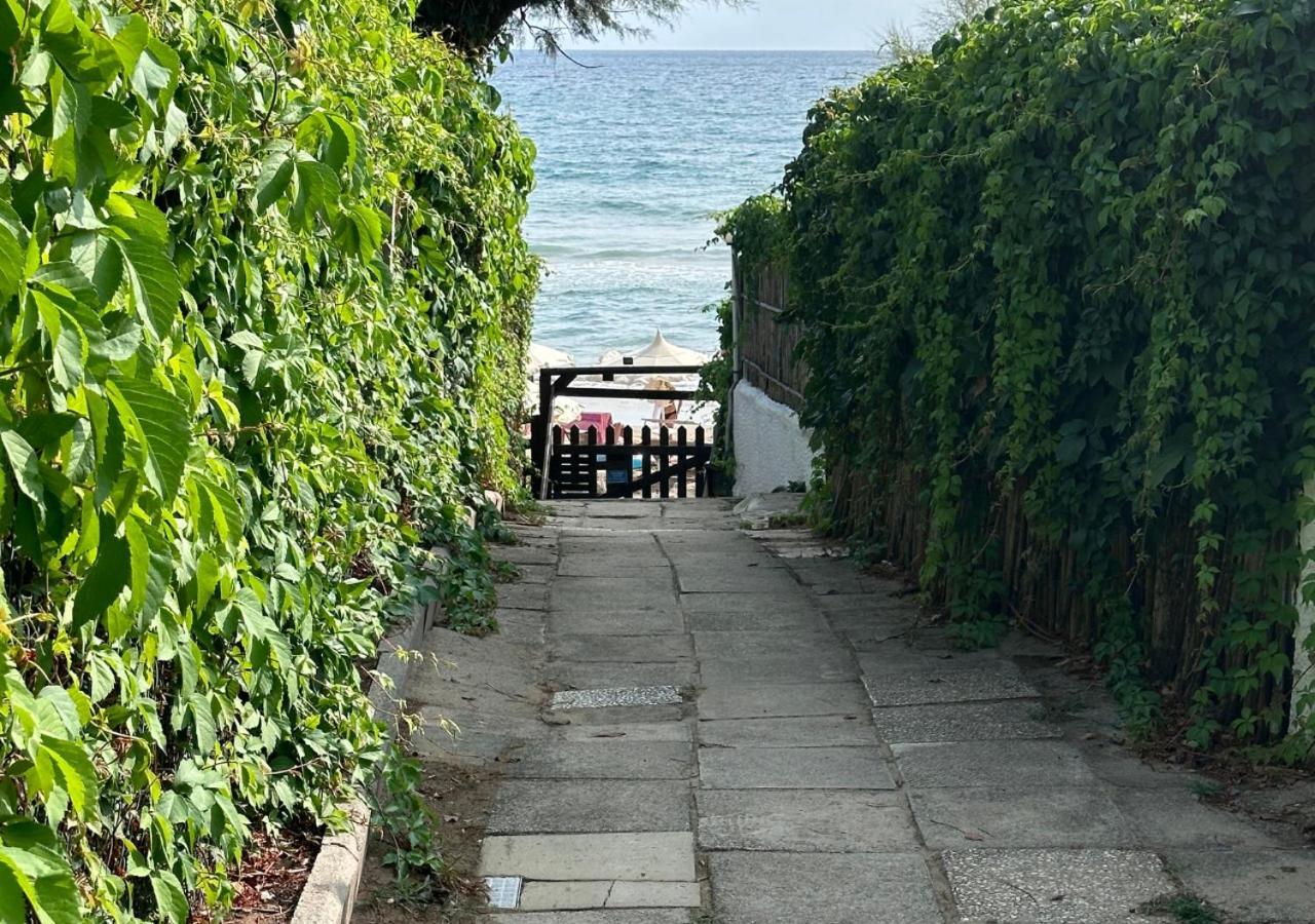 Casa Sulla Spiaggia A Sperlonga Con Parcheggio Gratuito Exterior foto